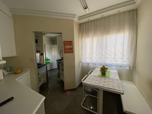 Image 5 - 924832