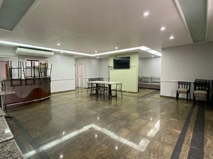 Image 28 - 924832