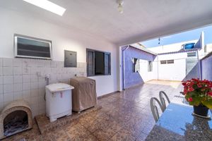 Image 31 - 924833