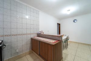 Image 11 - 924833