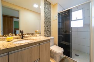 Image 19 - 924837