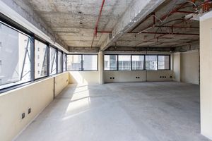 Image 4 - 924840