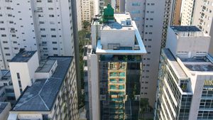 Image 6 - 924840