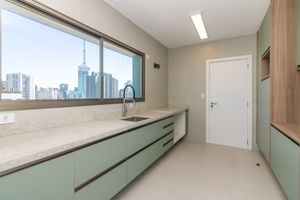 Image 21 - 924842