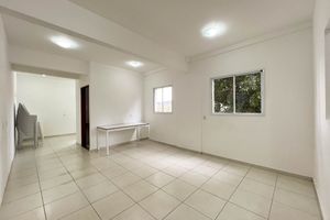 Image 13 - 924844