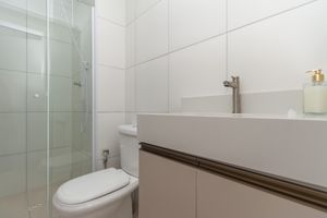 Image 18 - 924845