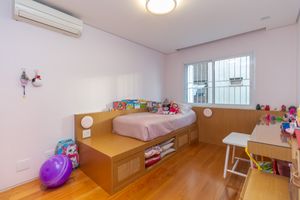 Image 11 - 924847