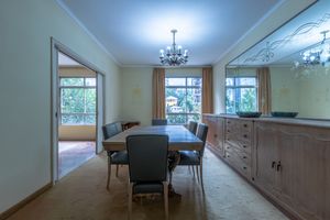 Image 3 - 924848