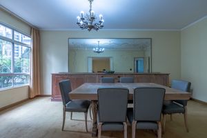 Image 4 - 924848
