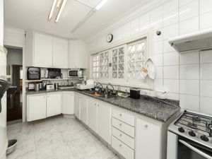 Image 41 - 924854