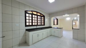 Image 33 - 924856