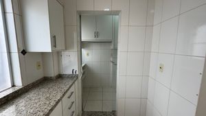 Image 12 - 924857