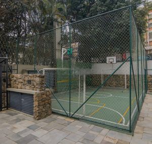 Image 6 - 924860