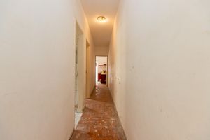Image 15 - 924861