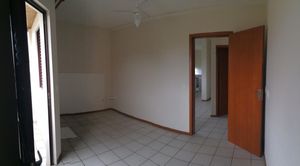 Image 11 - 924862