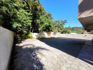 Image 19 - 924862
