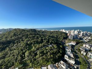 Image 9 - 924879