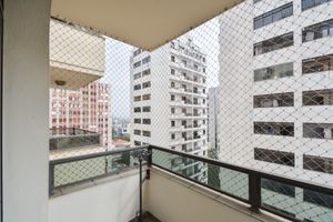 Image 6 - 924890