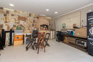 Image 37 - 924891