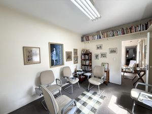 Image 31 - 924892