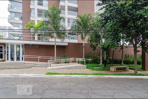 Image 40 - 924895