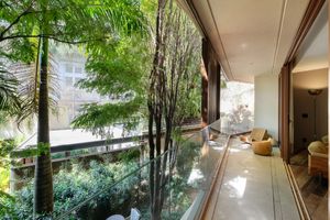 Image 9 - 924906
