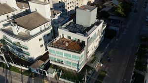 Image 50 - 924907