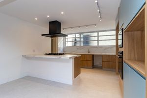 Image 27 - 924909