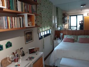 Image 6 - 924912