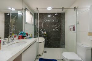 Image 38 - 924913