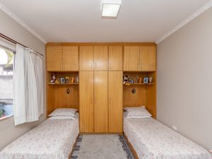 Image 13 - 924916