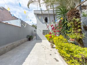 Image 30 - 924916