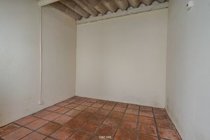 Image 14 - 924917
