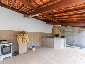 Image 16 - 924918