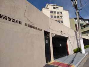 Image 28 - 924921