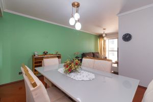 Image 1 - 924933