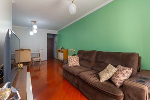 Image 3 - 924933