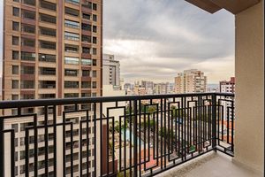 Image 32 - 924935