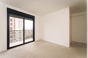 Image 31 - 924935