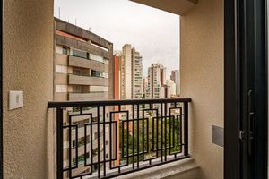 Image 15 - 924935