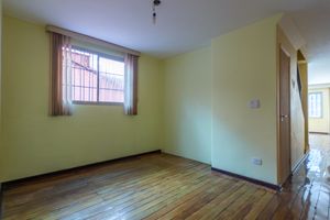 Image 7 - 924936