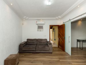 Image 33 - 924941