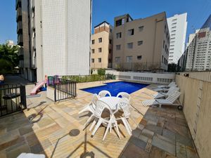 Image 37 - 924945