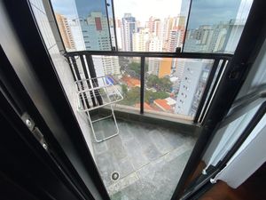 Image 28 - 924945