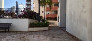 Image 29 - 924947