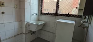 Image 7 - 924947