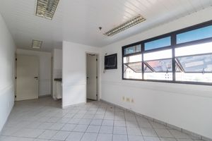 Image 2 - 924956
