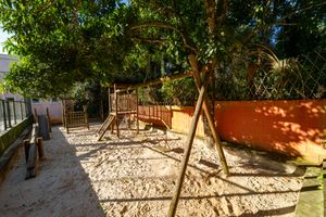 Image 71 - 924957