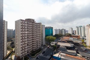 Image 4 - 924958