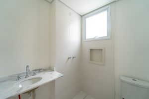 Image 4 - 924960